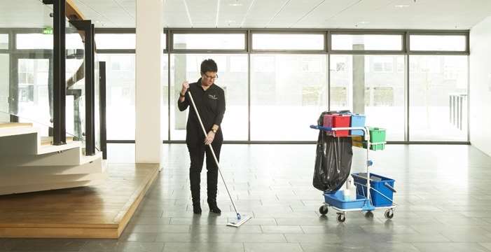 DKMR er et rengøringsfirma der servicerer hele København og hovedstadsområdet med erhvervsrengøring