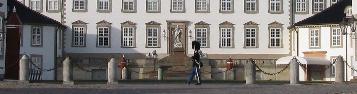 Fredensborg Slot, soldat, Dansk Miljørengøring gør rent i særlige og historiske bygninger